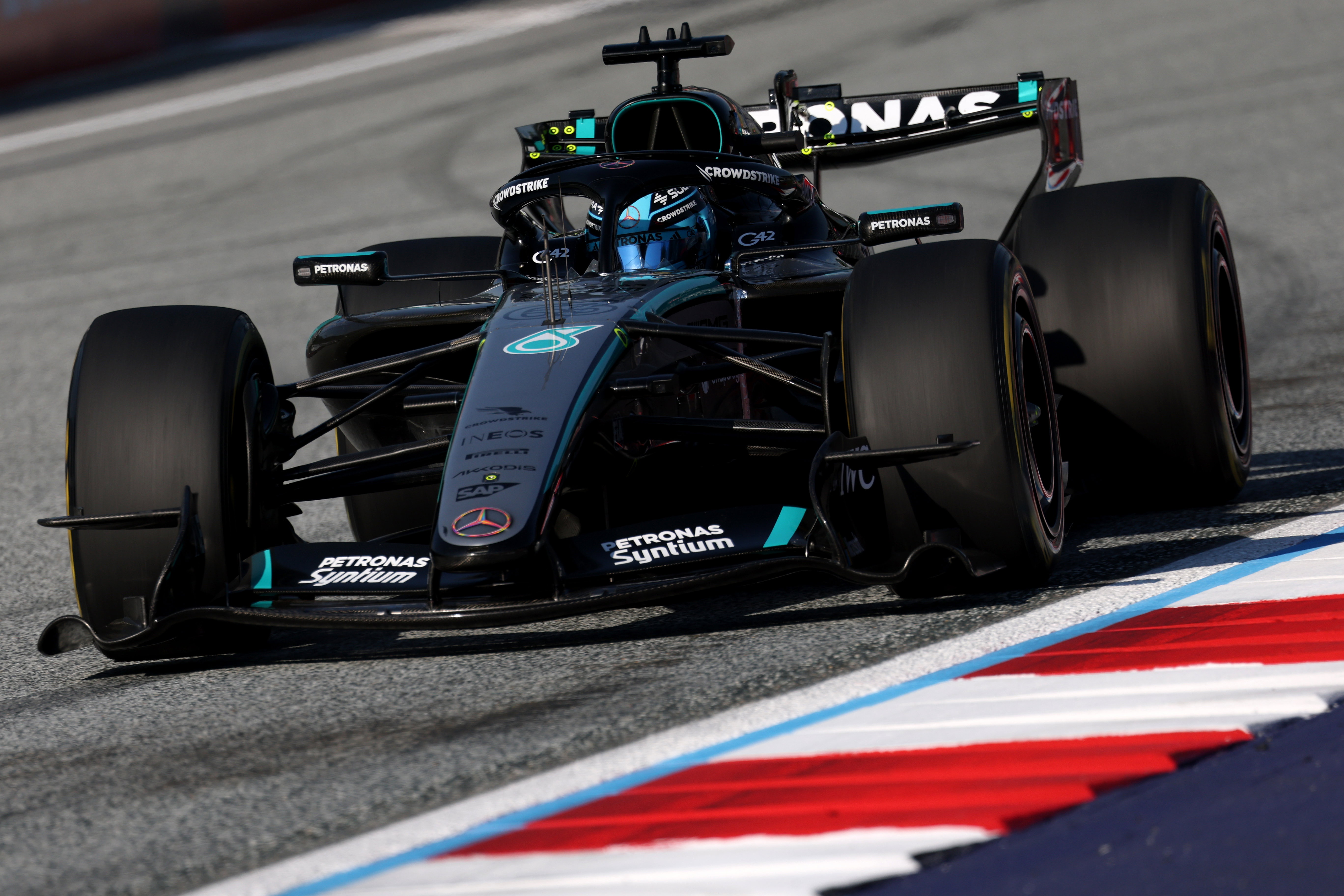 Russell Austria FP2