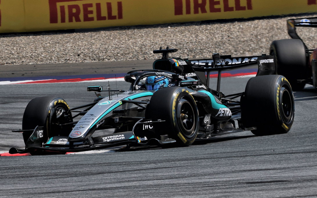 Russell race Austria