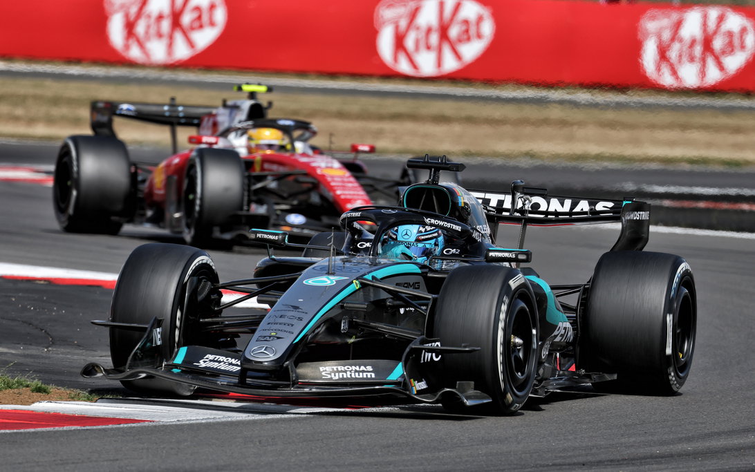 Russell race Silverstone