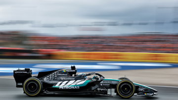 George Russell stuns Zandvoort as bounce back begins