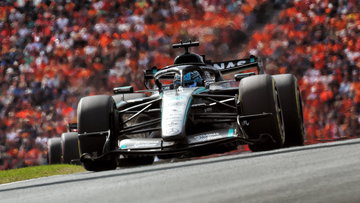 Russell legt zich neer bij besluit Mercedes: "Ben allang blij dat ik hier sta!"
