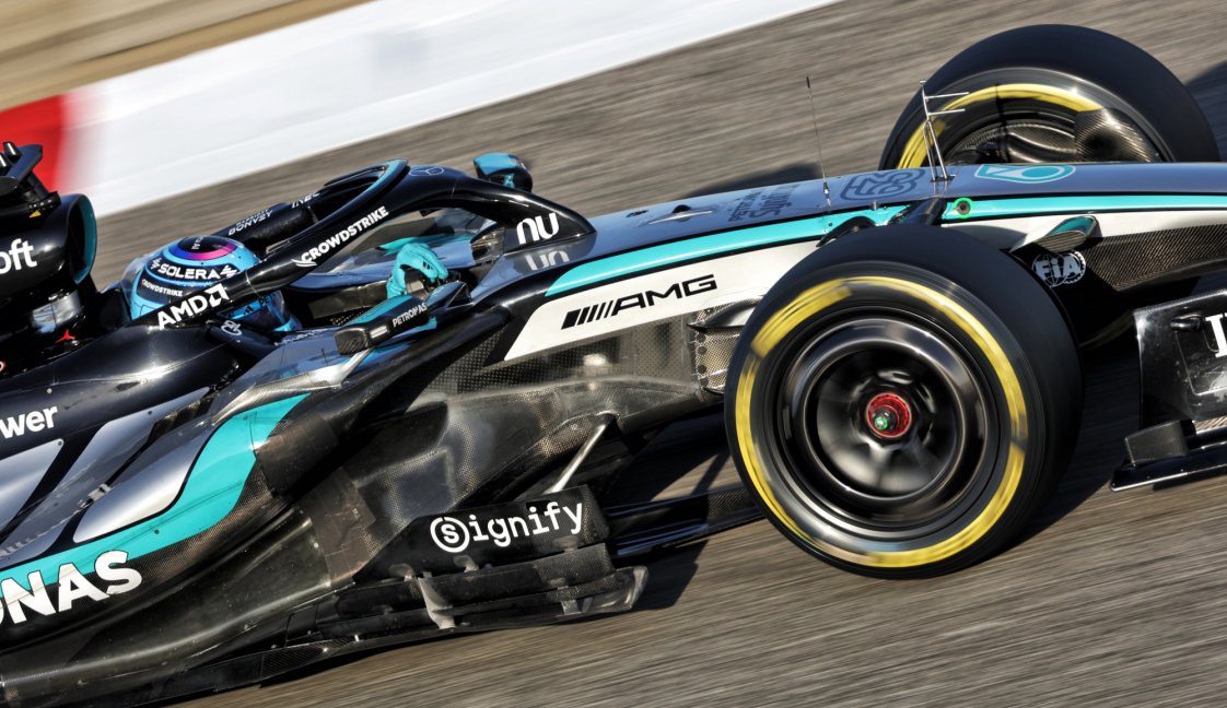 Russell day 1 week 2 Bahrain test