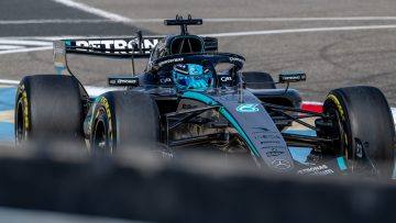 'Onaantastbaar' Mercedes kampt met zorgen in Bahrein