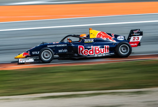 Coronel Spanish F4 Valencia