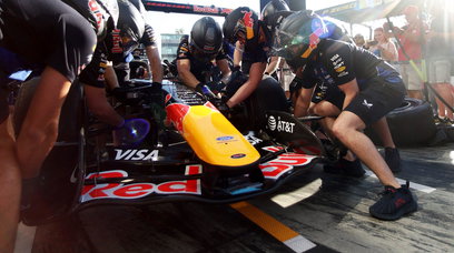 Red Bull pitstop practice