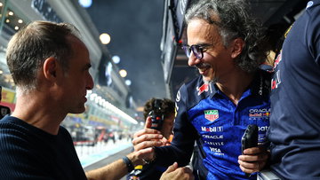Mekies slaat steil achterover door 'magische' Verstappen
