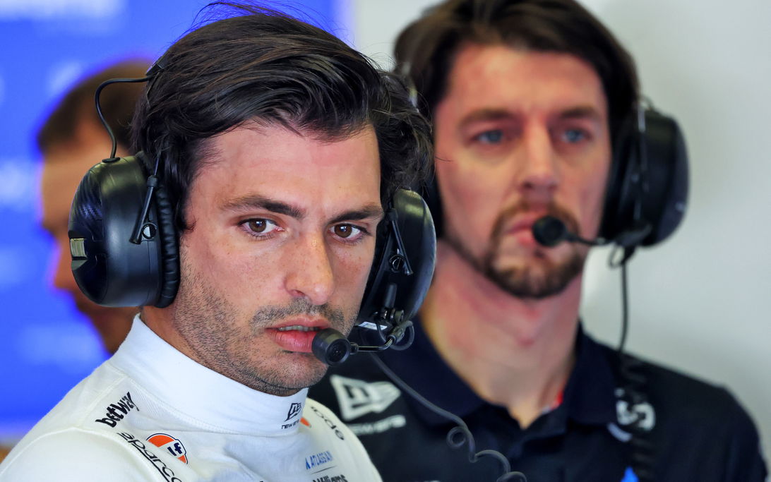 カルロス・サインツ、F1スプリント拡大に条件付きで前向き…『フォーマット改善と負担軽減』の必要性を強調