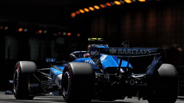 Carlos Sainz 'victim' of rival's 'dream move' in F1 mayhem