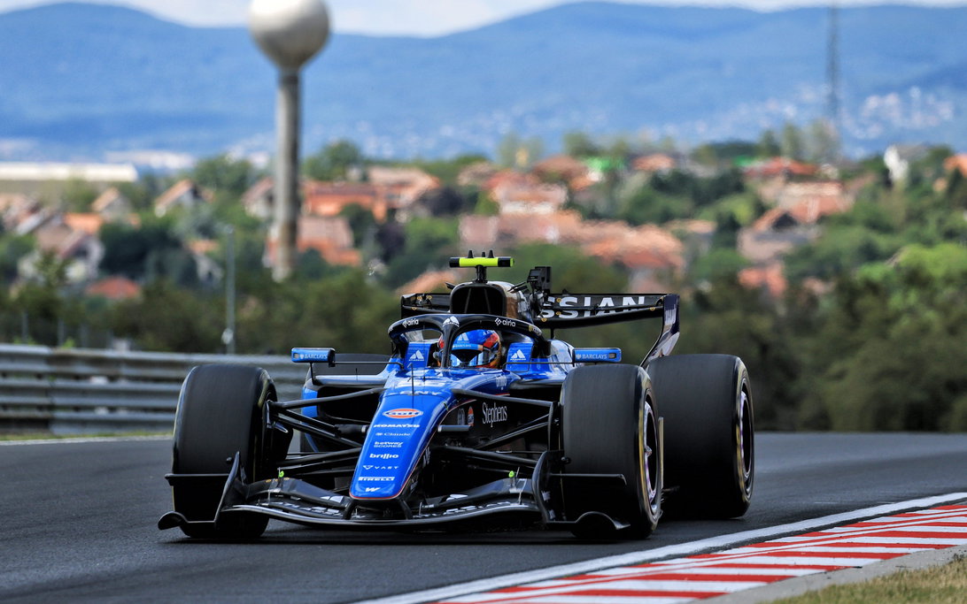 Sainz Hungary FP1