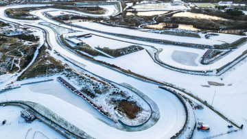 Circuit Zandvoort omgetoverd tot winterwonderland