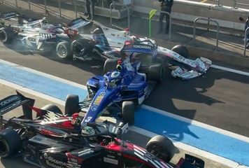 Pit lane pile up Super Formula