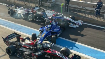 Grote chaos in pitstraat na knullige Super Formula-crash