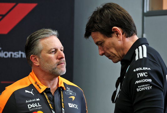 Zak Brown Toto Wolff