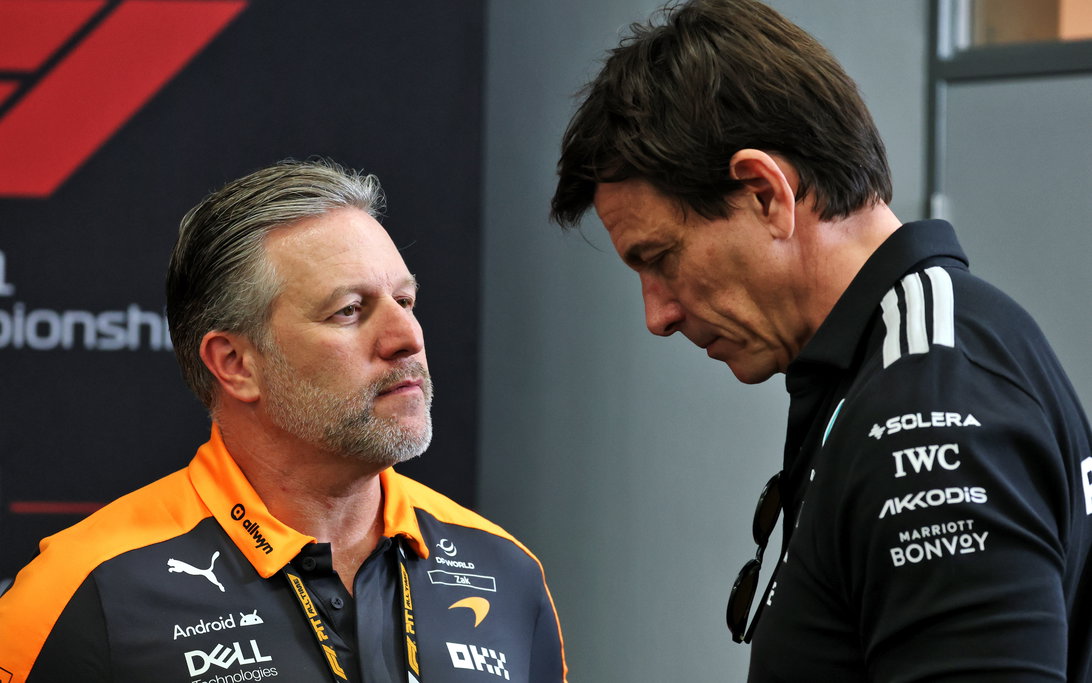 CEO da McLaren, Zak Brown, alerta contra co‑propriedade na F1 enquanto negociações Mercedes‑Alpine esquentam