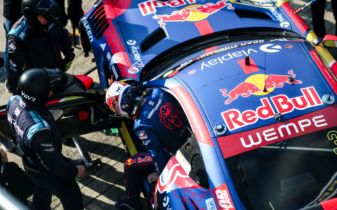 Fans overwhelmingly support Verstappen's GT racing activities