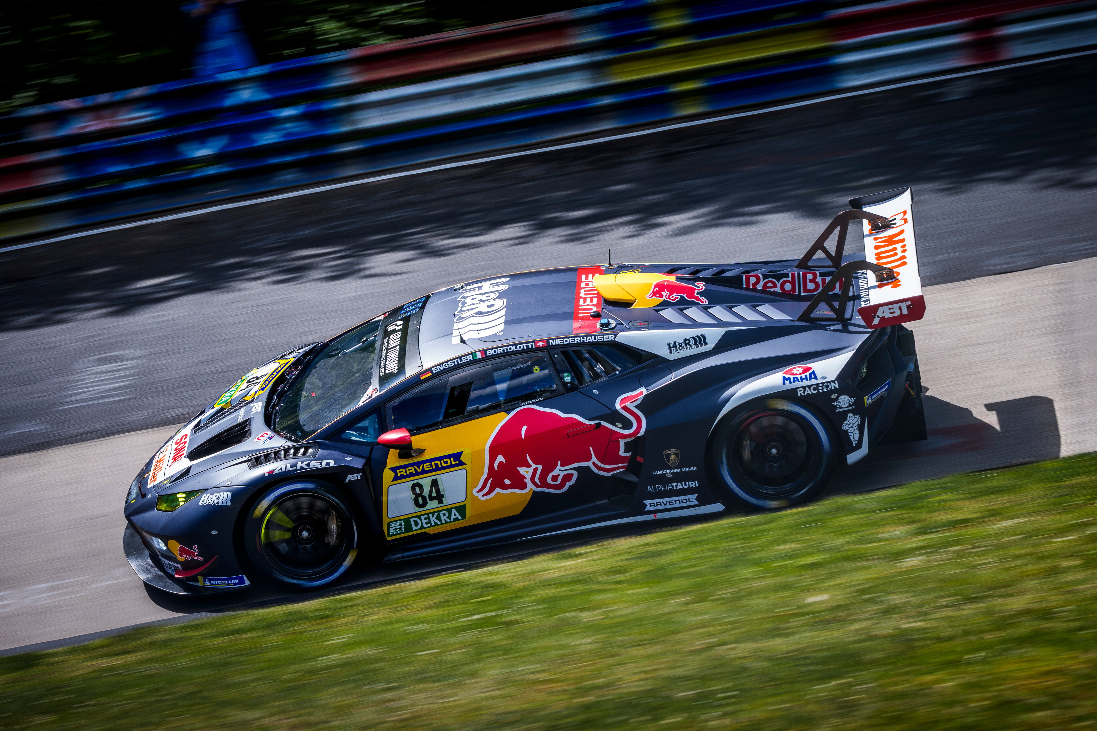 #84 Red Bull Team Abt Bortolotti