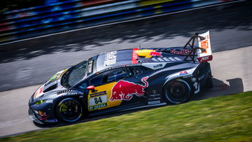 Polesitter Nordschleife steekt prachtige lofzang over Verstappen: "Trots moment voor mij"