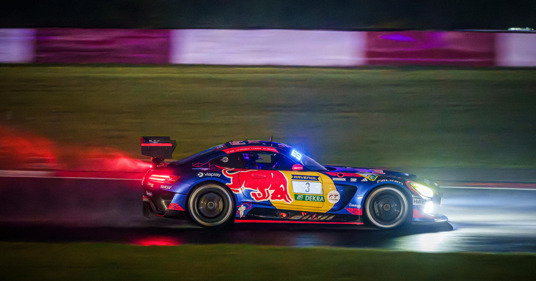 Max Verstappen describes extreme Nordschleife challenge: 'I could barely see'