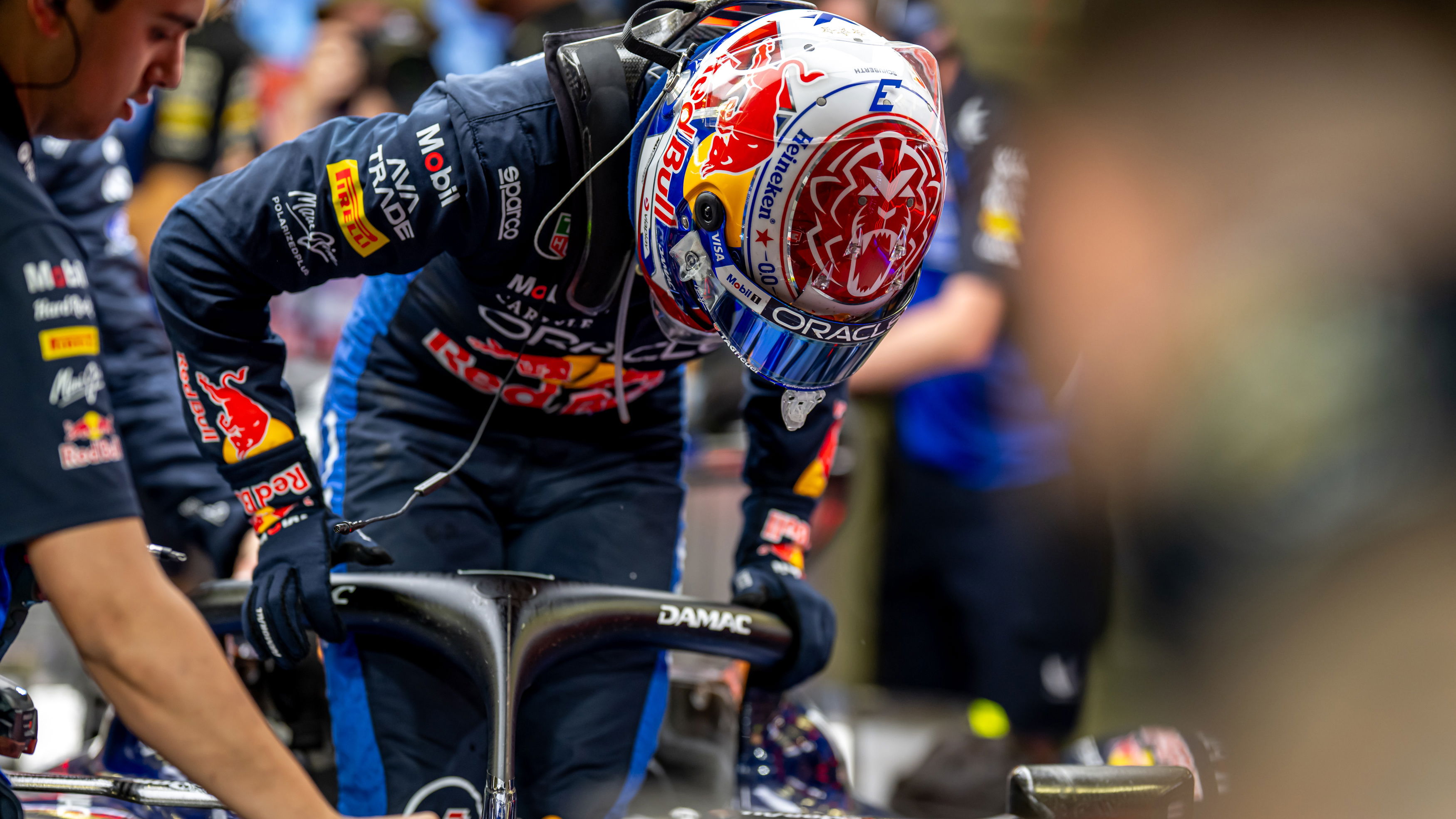 Verstappen day 2 week 2 Bahrain test