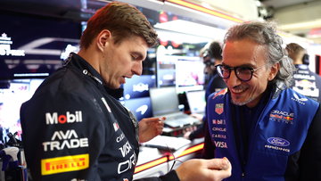 Mekies knokt voor Verstappen: "Dan zien we meer en meer een lach op zijn gezicht"
