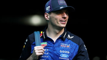Verstappen leeft helemaal op in verbeterde Red Bull: "Voorheen werkte níéts!"