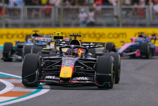 Verstappen race Miami