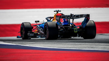 Watch: Max Verstappen top rivals immediately check in after crash
