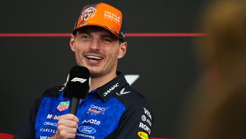 Verstappen lovend over Red Bull: "En ik hield de auto op het circuit!"