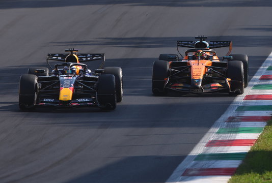 Verstappen Piastri Monza