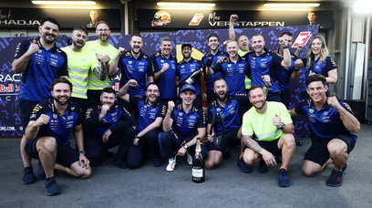 Verstappen team Baku P2