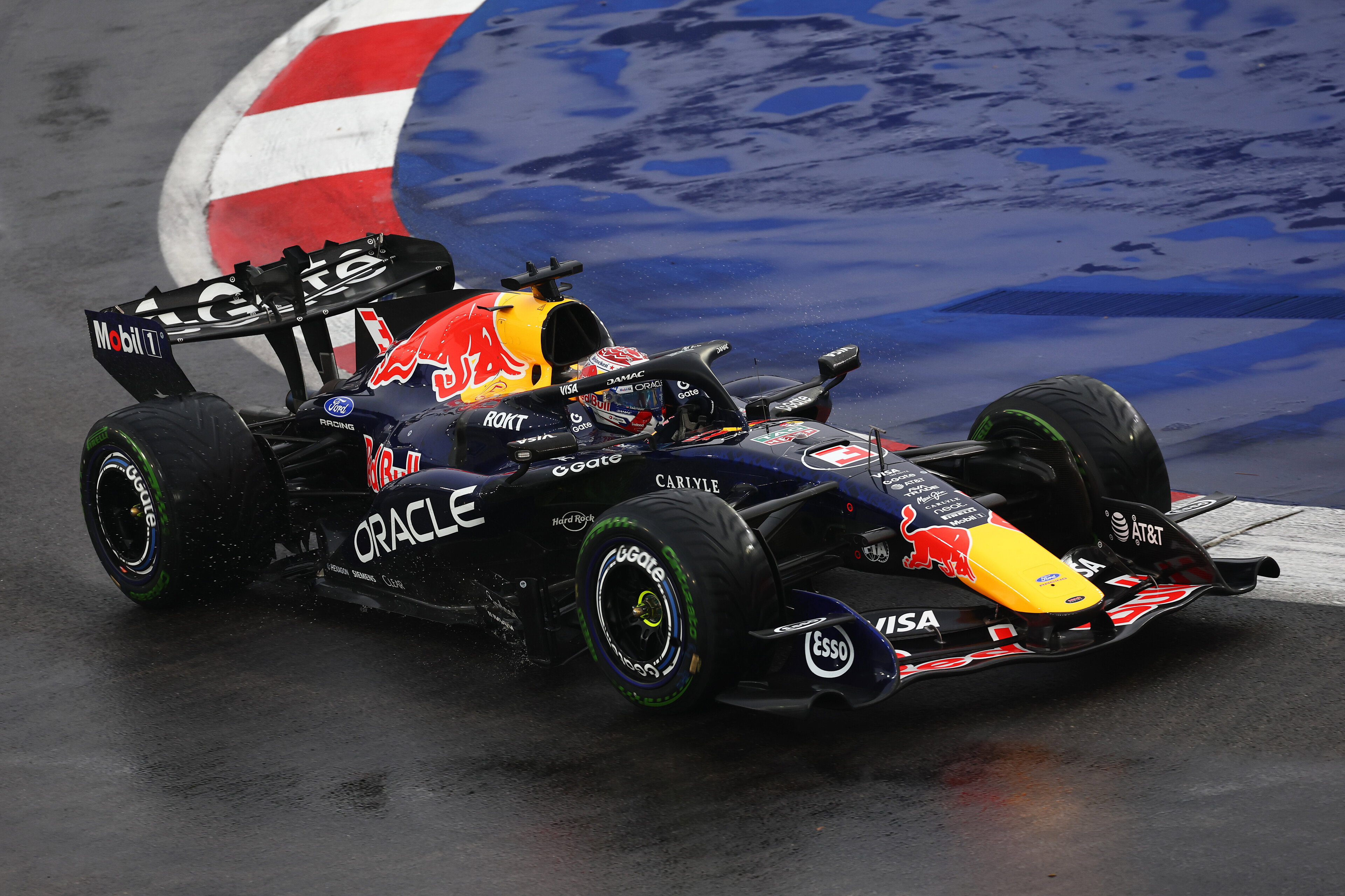 Verstappen sprint Singapore rain