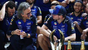 Red Bull maakt diepe buiging voor Verstappen: "Kan niemand aan tippen!"