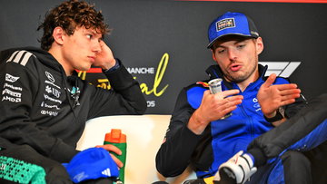 Schumacher wijst naar Verstappen in succesrecept Antonelli: "Bij Max heb je dat gevoel ook"