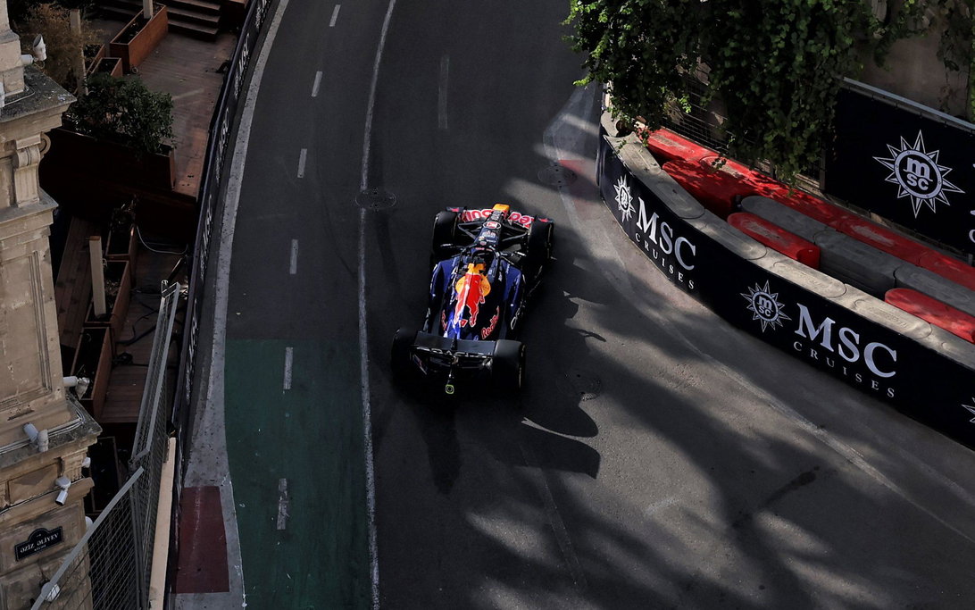 Verstappen FP2 Baku