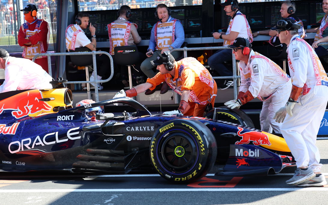 Verstappen FP2 stoppage Australia