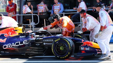 Verstappen tot stoppen gedwongen in tweede training Australië