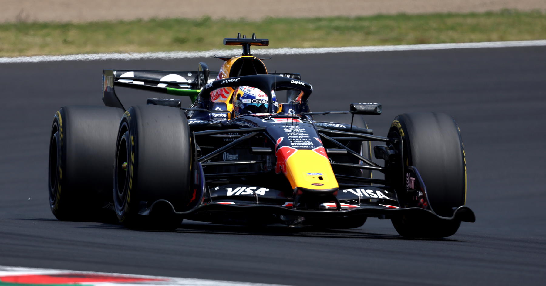 Red Bull handed 'figure it out' verdict after dismal start to F1 season