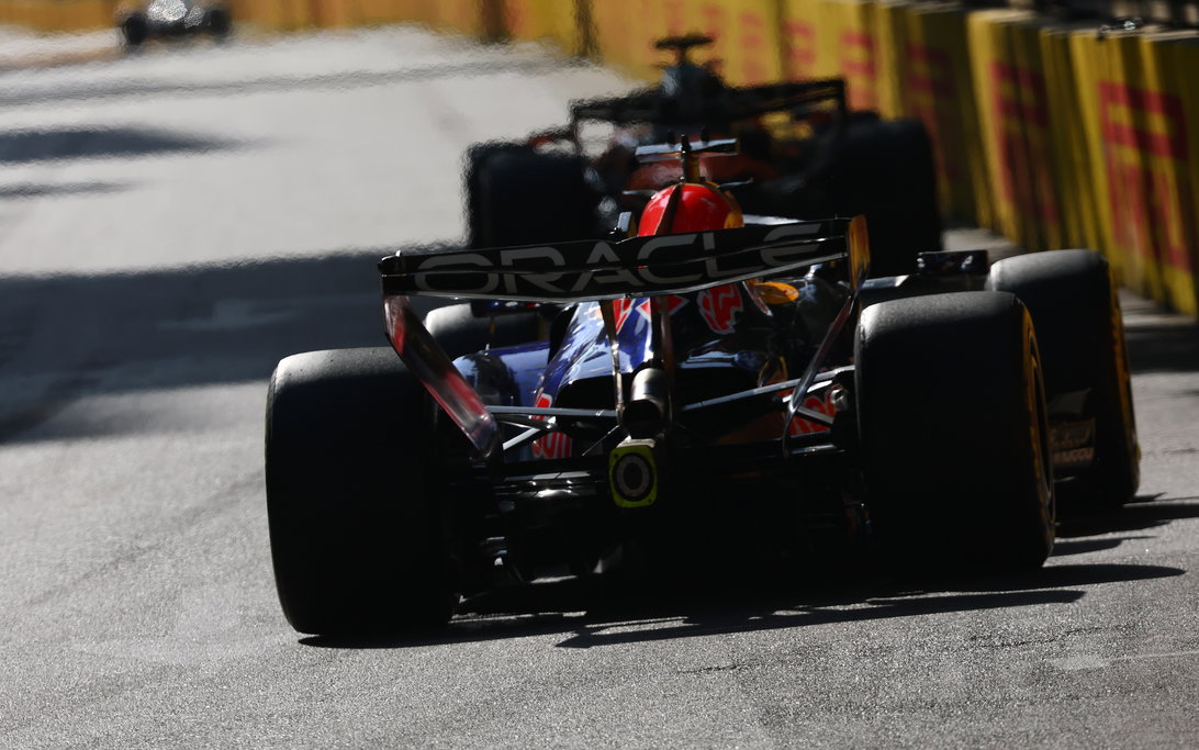 Verstappen race Baku