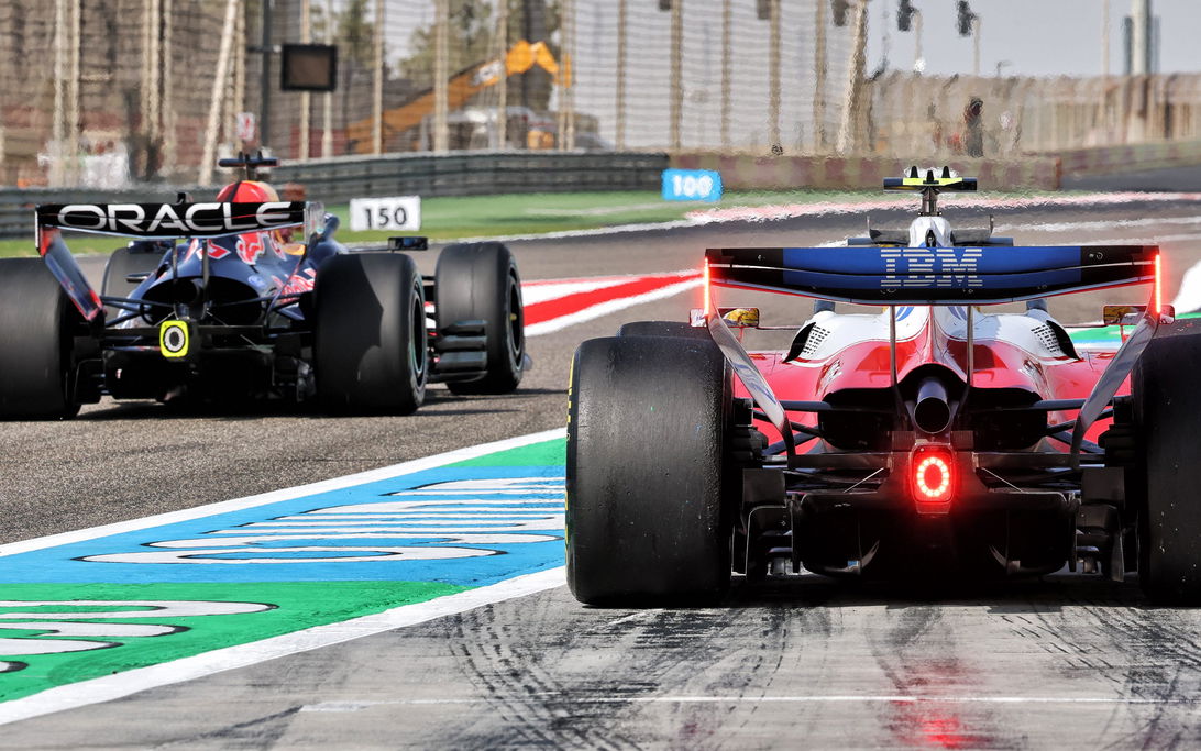 Verstappen Hamilton Bahrain test