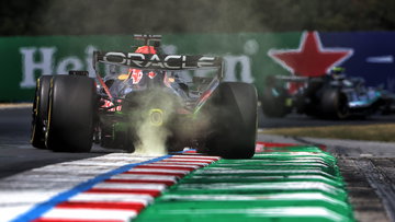 Stewards doen uitspraak over incident Verstappen vs. Sainz