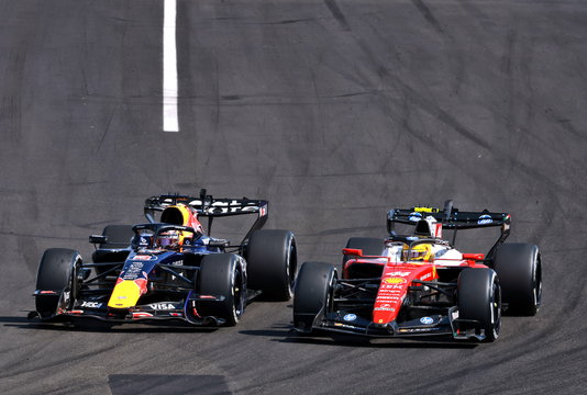 Verstappen Hamilton overtake Hungary race