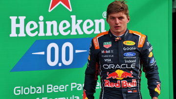 Gesigneerde raceoverall Verstappen met speciale betekenis onder de hamer