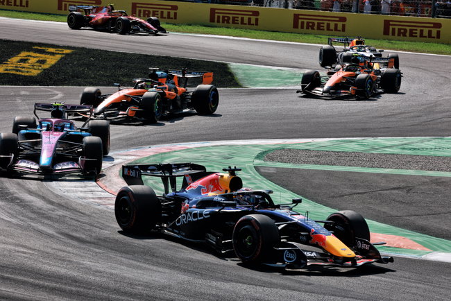 Motor Racing - Formula One World Championship - Italian Grand Prix - Race Day - Monza, Italy