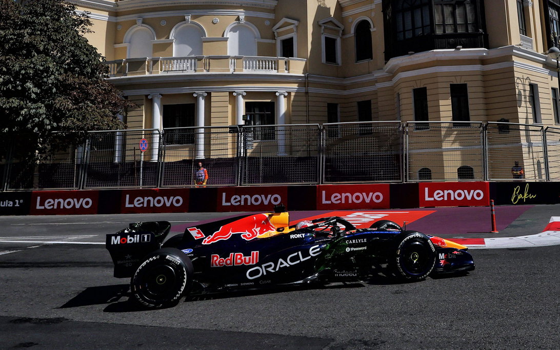 Verstappen FP1 Baku