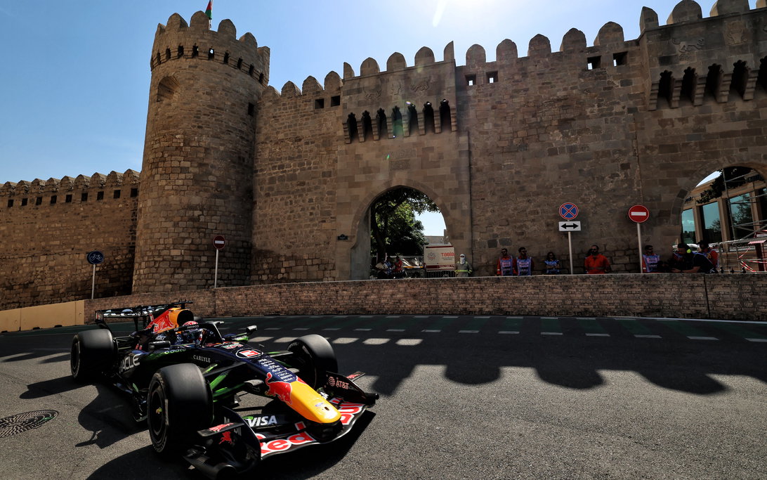 Verstappen FP1 Baku