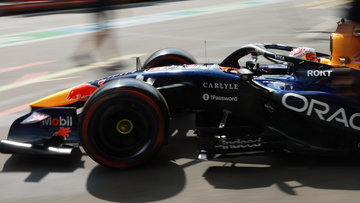 McLaren declare door 'wide open' for Verstappen as Antonelli suffers knock - RacingNews365 Review