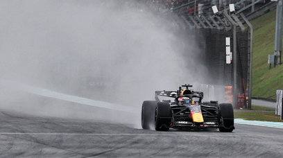 Verstappen Malaysia race rain