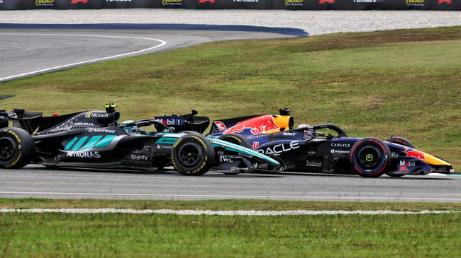 Motorsport - Formula One World Championship - Bahrain Grand Prix - Race Day - Sepang, Malaysia