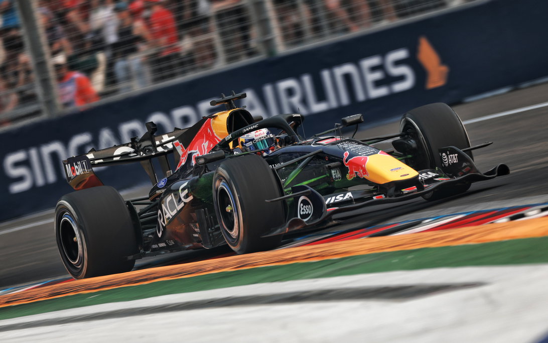 Verstappen Singapore FP1