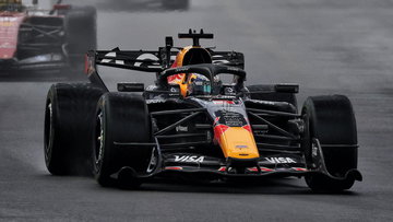 Verstappen laakt achilleshiel Red Bull: "Weer verschrikkelijk!"